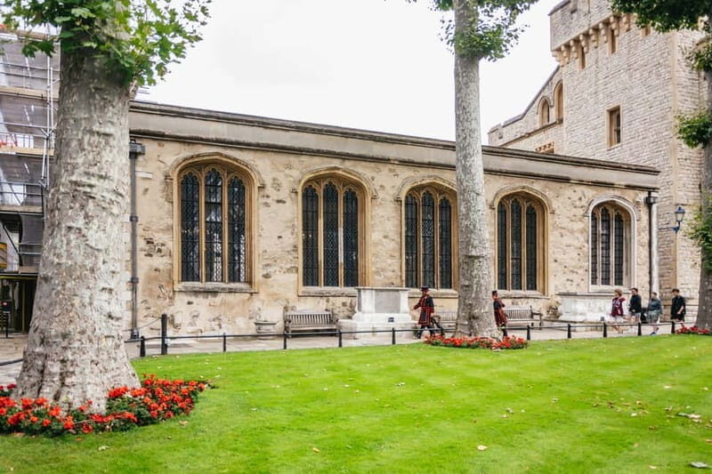 London: VIP Tower Opening Ceremony, Crown Jewels & Cruise - VIP Tower Opening Ceremony and Crown Jewels early entry