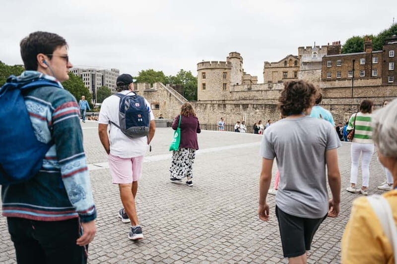 London: VIP Tower Opening Ceremony, Crown Jewels & Cruise - How the guide changes the whole experience