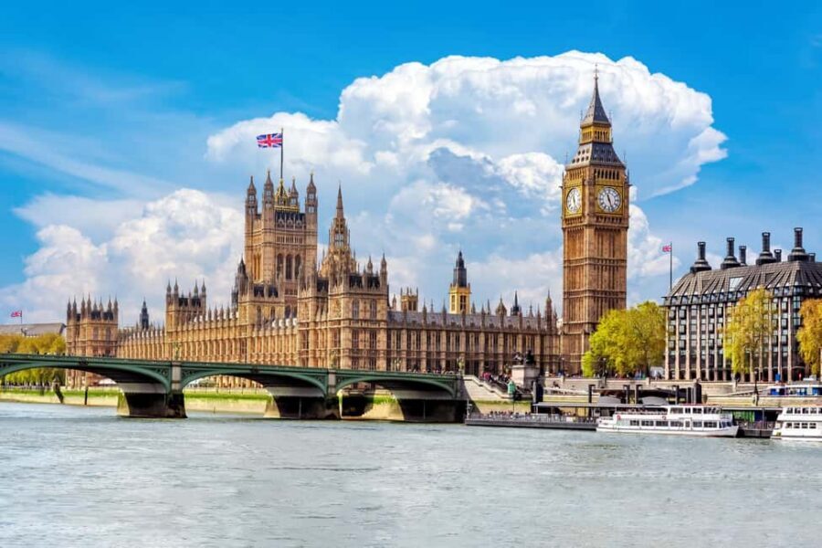 London: Westminster Abbey, Big Ben & Buckingham Guided Tour - Two Options, One Perfect Westminster Walk