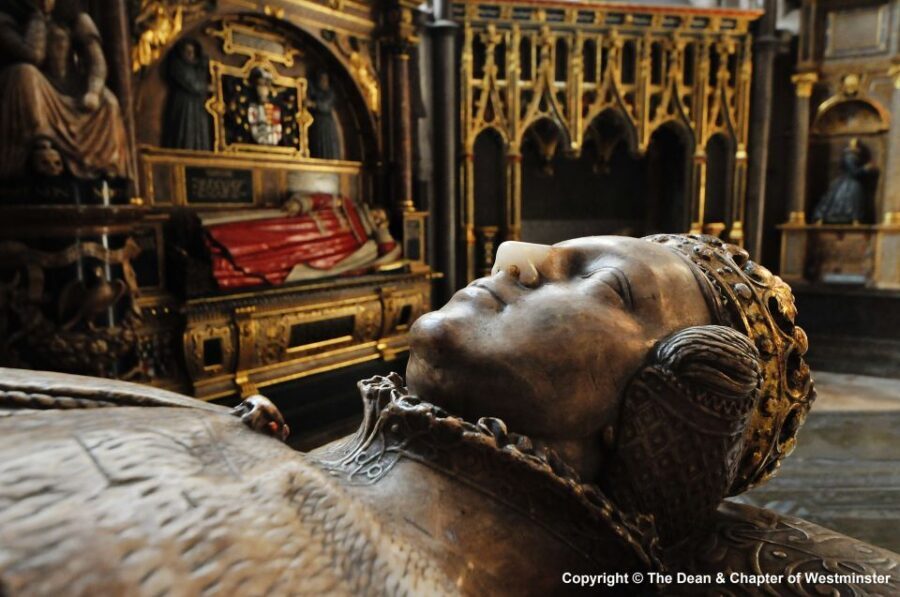 London: Westminster Abbey Guided Tour - Poets’ Corner and Major Memorials: Dickens, Chaucer, Kipling, Hawking