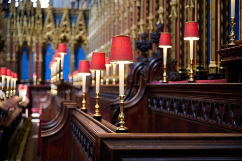 London: Westminster Abbey & Jubilee Galleries Guided Tour - Meeting at Parliament Square and the quick orientation that helps
