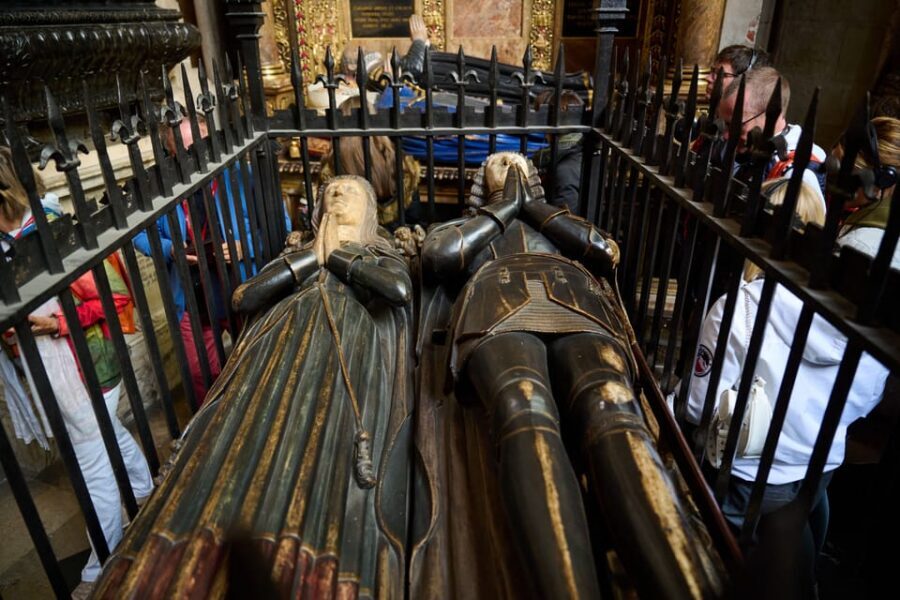 London: Westminster Abbey & Jubilee Galleries Guided Tour - Who this tour is best for (and who should skip it)