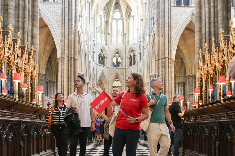 London: Westminster Abbey, Tower of London and Boat Tour - Small Details That Make a Difference