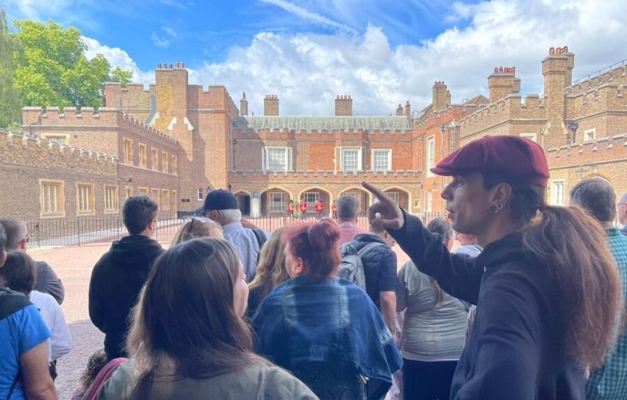 London: Westminster and Changing of the Guard Tour - Key Things You’ll Notice on This Westminster Walk