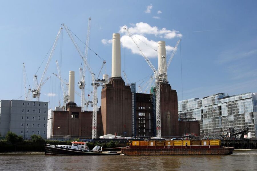 London: Westminster to Hampton Court River Thames Cruise - Kew Pier and Richmond Landing Stage: choose your pace