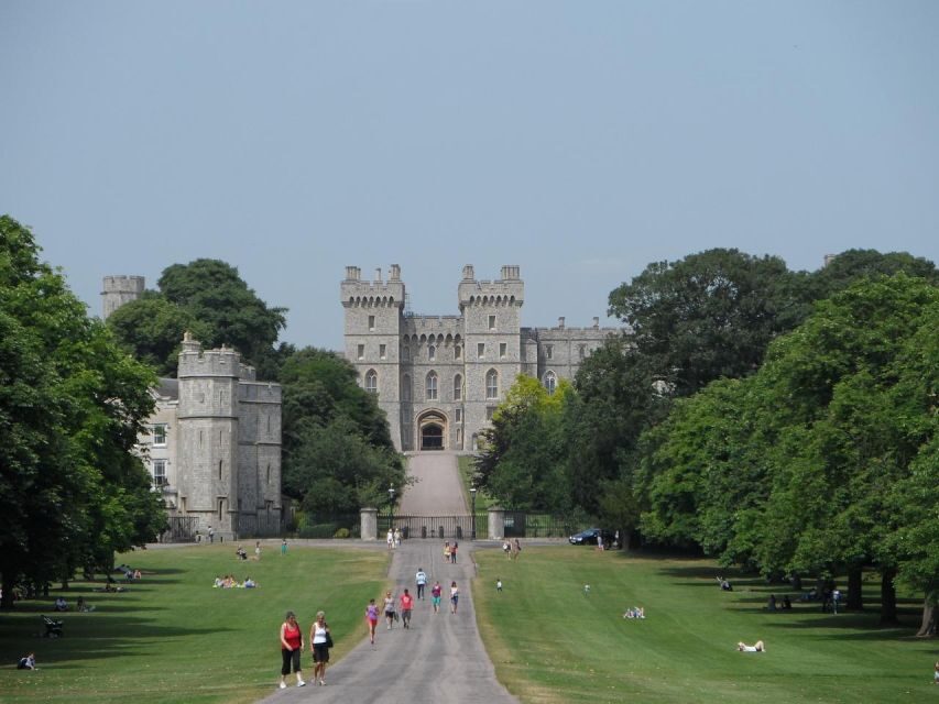 London: Westminster Tour and Windsor Castle Entry Ticket - Timing, Group Size, and Who This Tour Fits Best