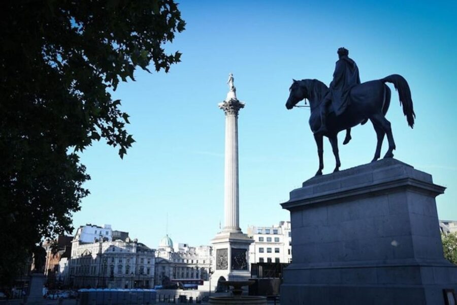 London: Westminster Walking Tour & Visit Tower Bridge - The Changing of the Guard: a real chance, but only on specific days