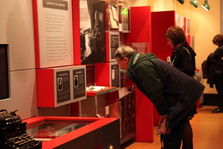 London: Westminster WW2 Tour & Churchill’s War Rooms Ticket - Exile in London: what you learn between the monuments