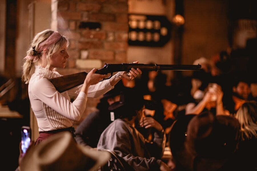 London: Wild West Saloon Immersive Cocktail Experience - How the 105 minutes usually feel: pace, participation, and comfort