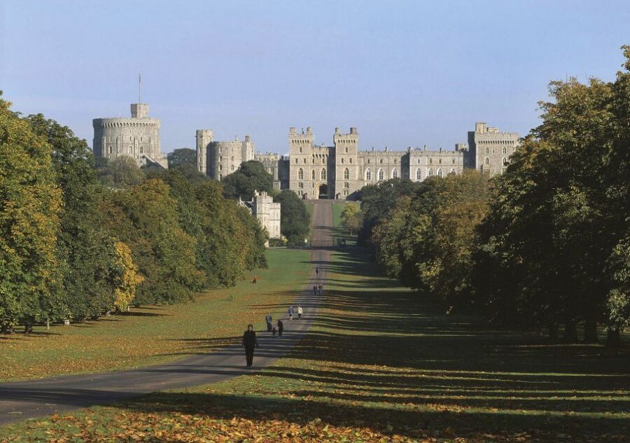London: Windsor Castle & Henry VIII's Hampton Court Palace - Who should book this day trip (and who should reconsider)