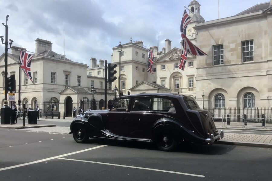 London: Winston Churchill Walking Tour with War Rooms Ticket - The Churchill statue and what to do right after