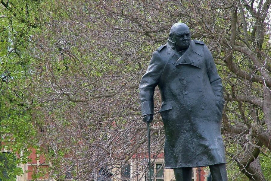 London: Winston Churchill Walking Tour with War Rooms Ticket - Entering the Churchill War Rooms: underground command, explained by audio