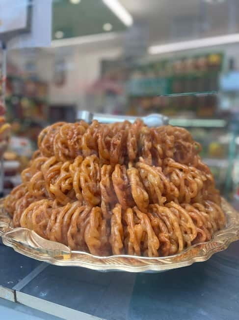 London's East End Food & History Tour: Choose Your Own Menu - Bacon Street Finish-Ready Energy: Salt Beef Beigel and a Top Chippie