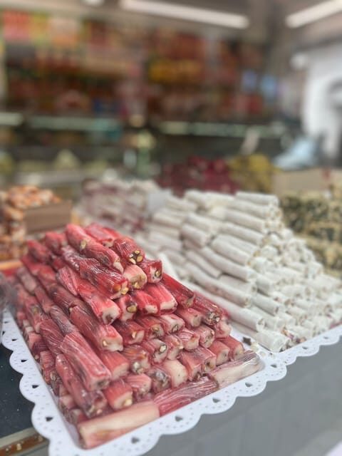 London's East End Food & History Tour: Choose Your Own Menu - Included Treats: Chocolates and Humble Crumble (Two Stops, Big Payoff)