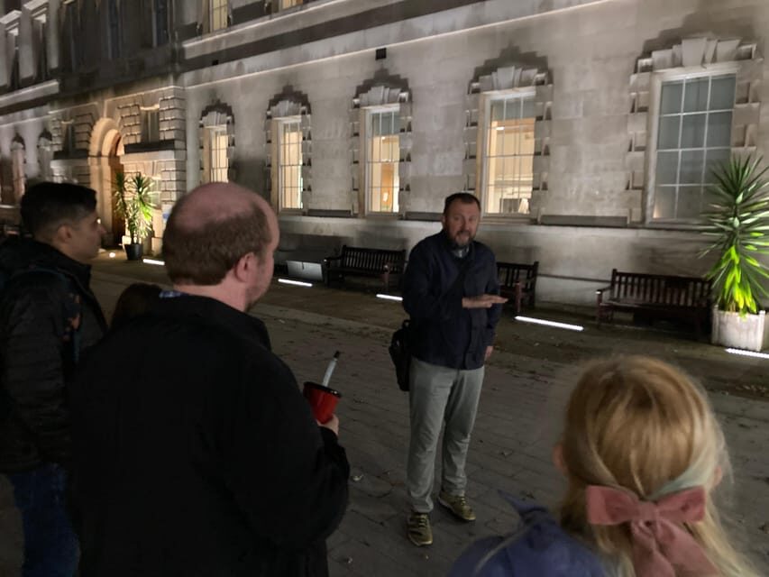 London's Ghosts & Gruesome Past Nighttime Walking Tour - Charterhouse Square: plague, survival, and why doctors tried anyway