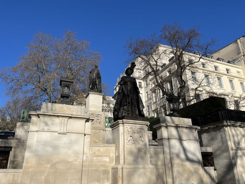 London’s Royal Family and Changing of the Guard Tour - Key things to know before you go