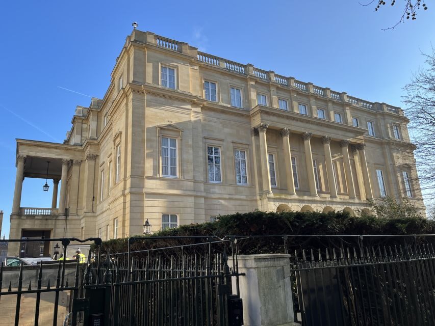 London’s Royal Family and Changing of the Guard Tour - The Changing of the Guards: why this tour gives you a better view