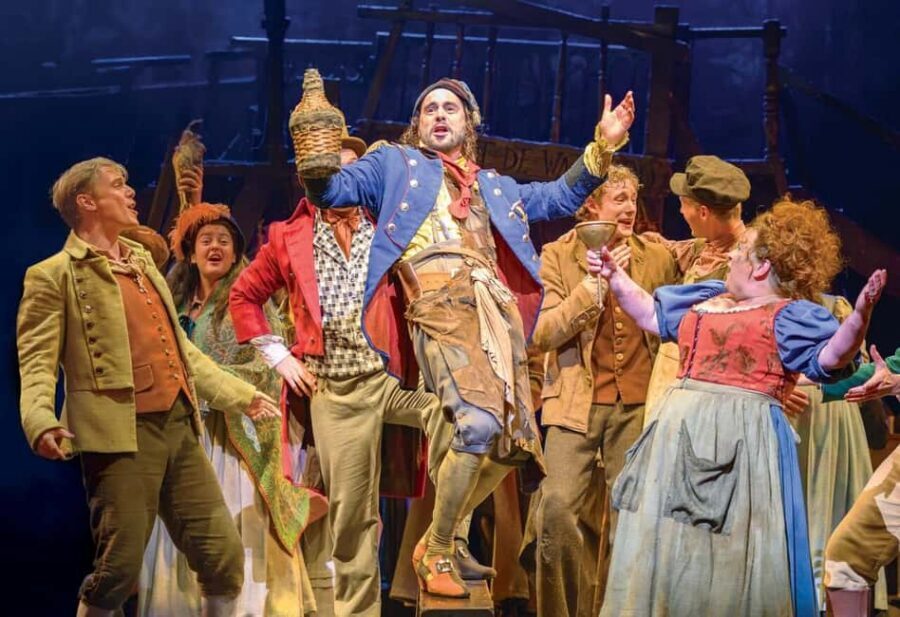 London's West End: Ticket to Les Misérables - Key things I’d plan around