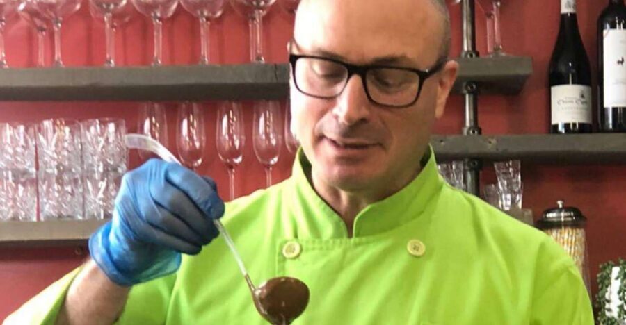 Manchester: 2-Hour Chocolate Truffle-Making class - The Included Welcome Drink: Sweet Start, Clear Expectations