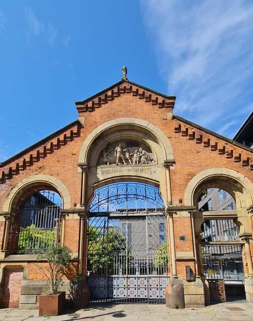 Manchester: '5 Quarters' Guided Walking Tour - What to bring (and what to skip) for a smooth walk
