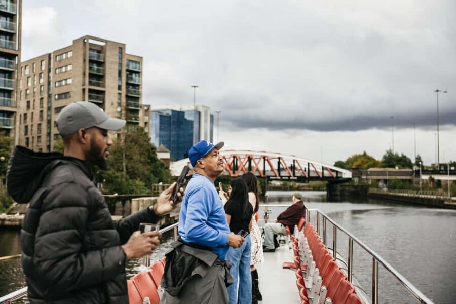 Manchester: Canal & River Cruise - Wildlife along the canal and river edges
