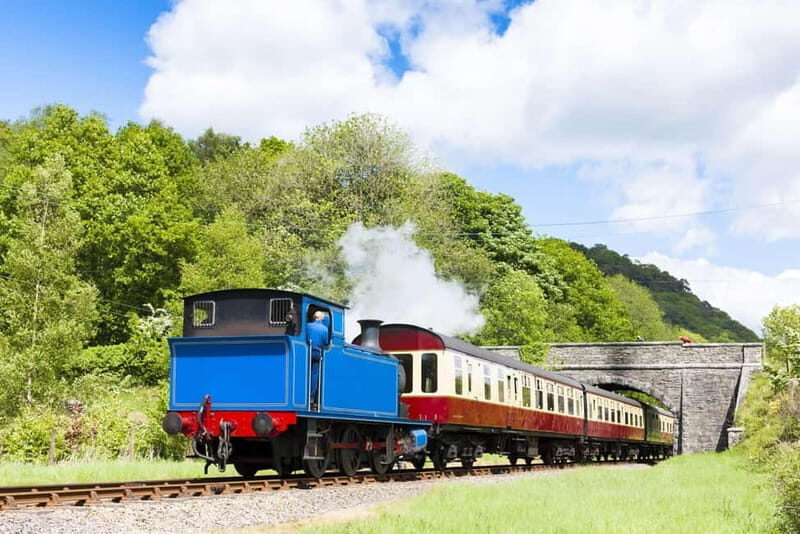 Manchester: Lake District Tour with Lake Cruise & Train Ride - From Manchester to Bowness: the small-group start that sets the tone