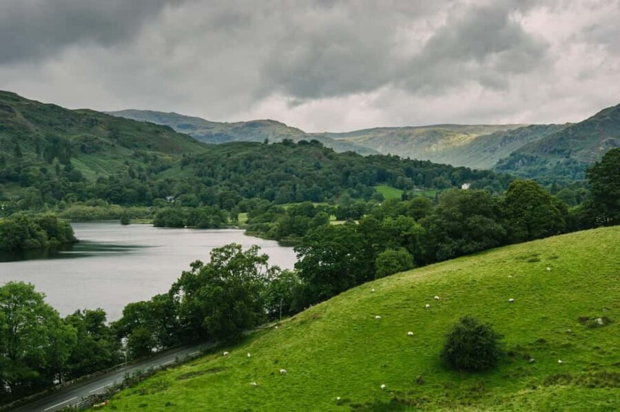 Manchester: Lake District Tour with Lake Cruise & Train Ride - The quick buffer break: time to reset and grab photos