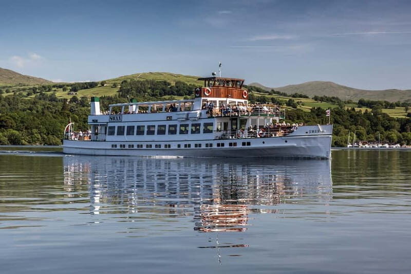 Manchester: Lake District Tour with Lake Cruise & Train Ride - Windermere cruise: the easiest way to read the Lake District