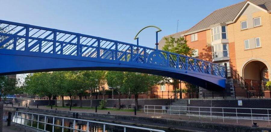 Manchester: Media City & The Quays Guided Walking Tour - Salford Quays and the Manchester Ship Canal: the main storyline on foot