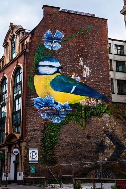 Manchester: Sightseeing Walking Custom Tour with a Guide - Value at $82 for 3 hours: what you’re paying for