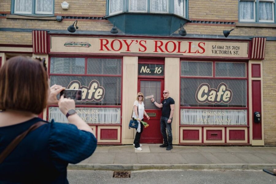 Manchester: The Coronation Street Experience - Rovers Return and the must-see set stops along the route
