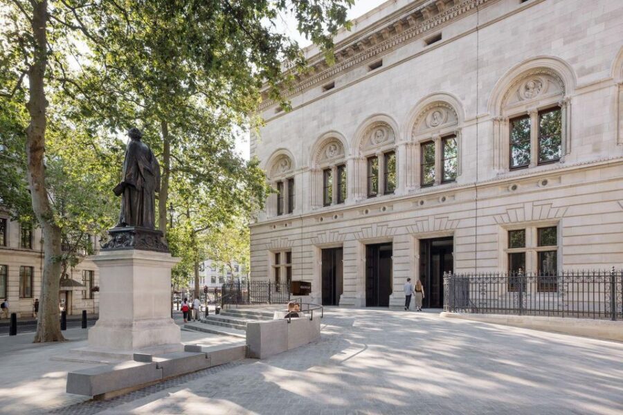 National Portrait Gallery London: Private Guided Tour 3 hour - What’s included vs. what you’ll need extra tickets for