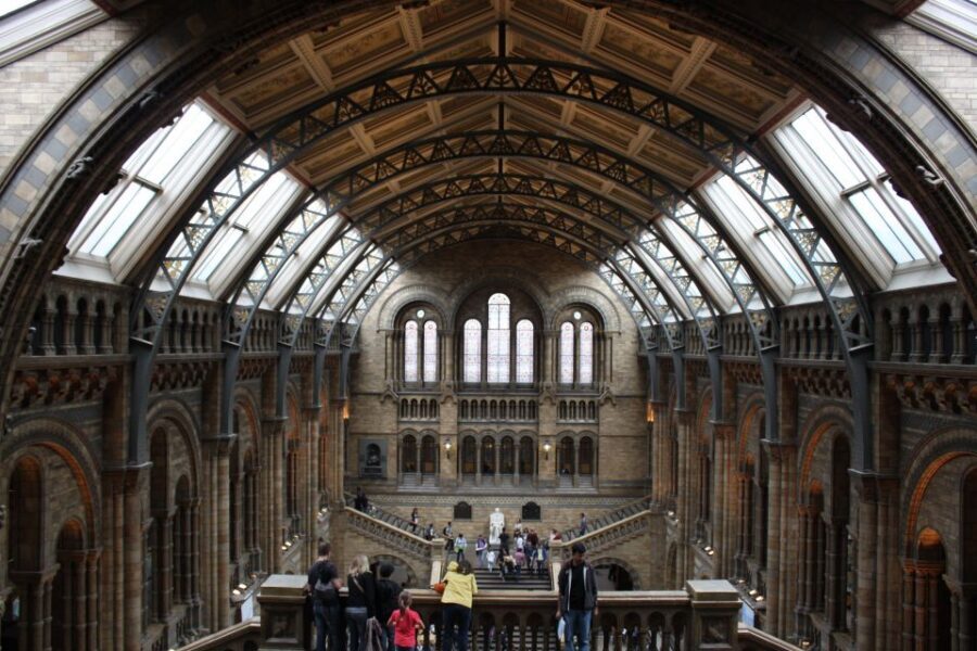 Natural History Museum e Kensington Garden - The quick walking connection to Kensington Gardens