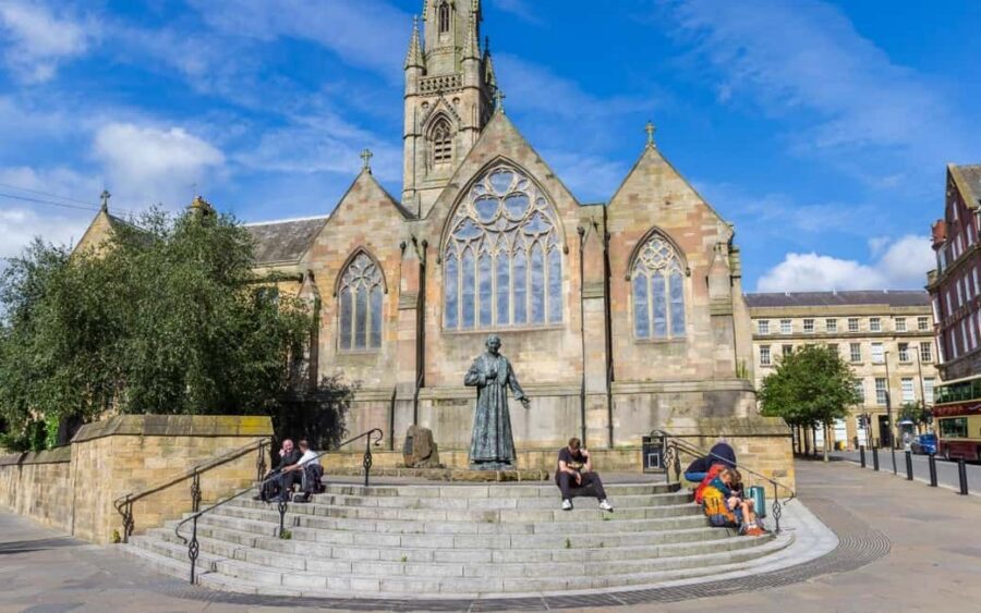 Newcastle: City Walking Tour & Exploration Game - The River Tyne oddities: vampire rabbit, light bulbs, and a ghost story