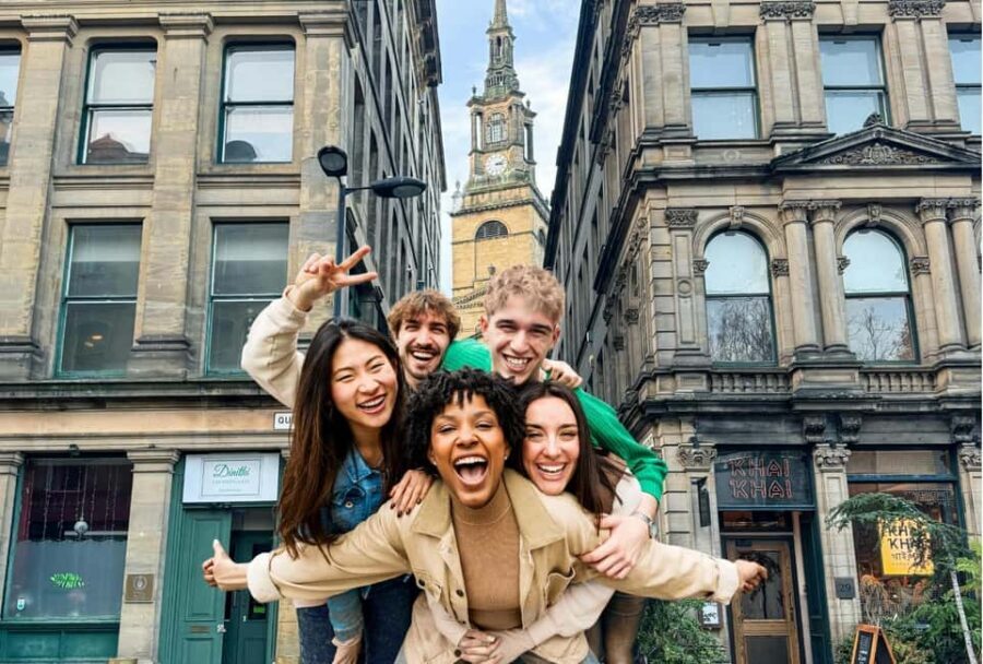 Newcastle: City Walking Tour & Exploration Game - Getting started: meeting point and app setup