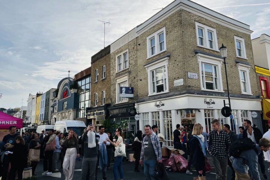 Notting Hill Walk Celebrities and Film Locations- London - Key Stops That Make This Tour Worth Your Time