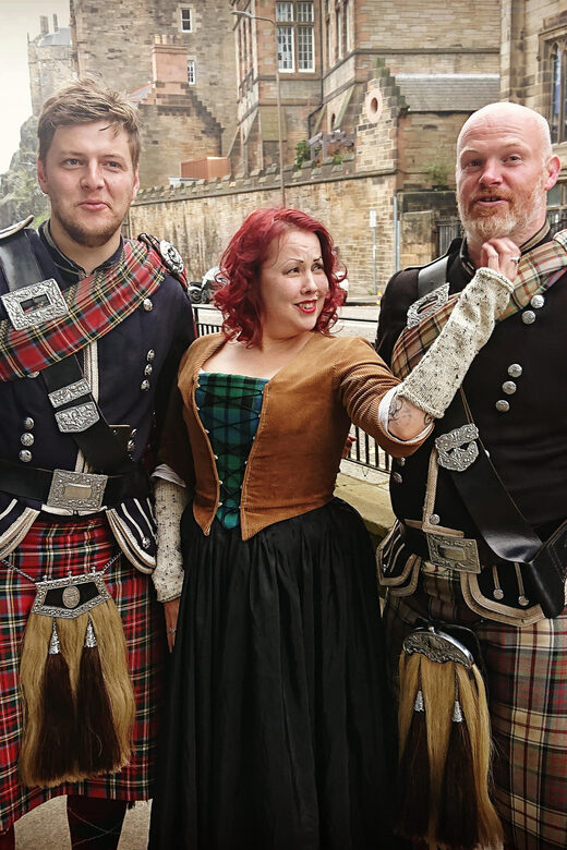Outlander's Scotland Tour - Rebel Jacobite Tour - The famous dog stop, bagpipes, and photo-friendly moments