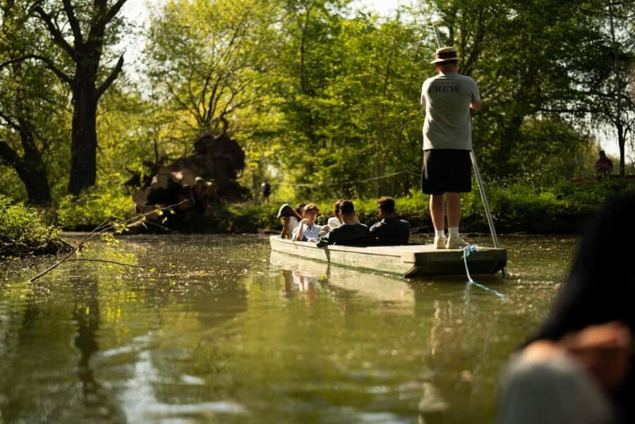 Oxford: Alumni-led Tour & Punt w/ New College Option - Key takeaways before you go