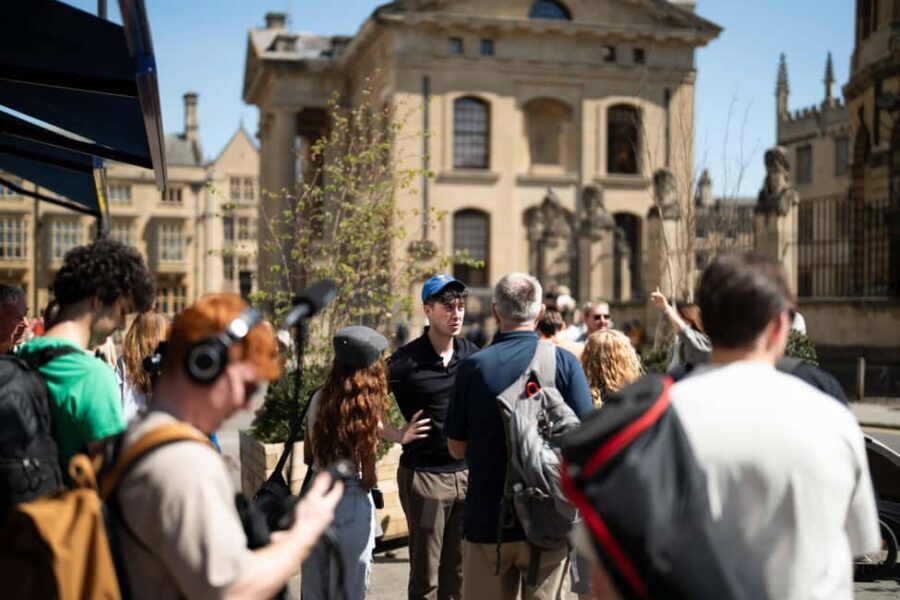 Oxford: Alumni-led Walking Tour w/opt New College - Why this Oxford walking tour feels different from the usual sightseeing