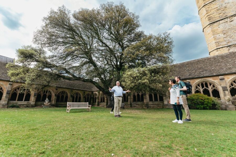 Oxford: City and University Tour, including college entry - Divinity School: the lecture hall vibe and film-location value