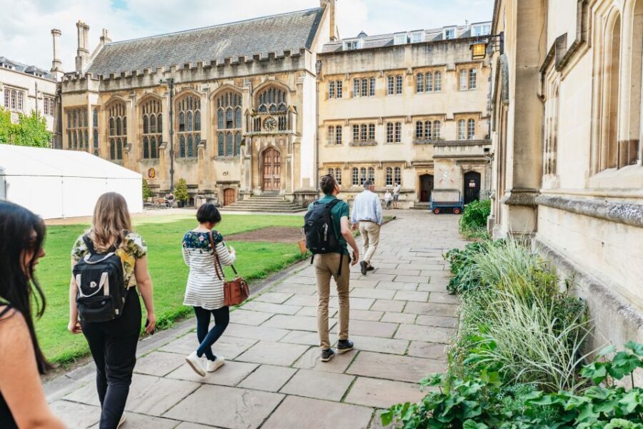 Oxford: City and University Tour, including college entry - Hertford College and the TV-and-film recognition factor