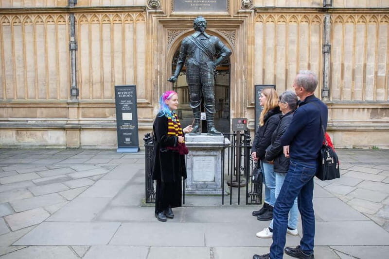 Oxford: CS Lewis and JRR Tolkien Tour - The Two Towers of Oxford and the Lord of the Rings connection