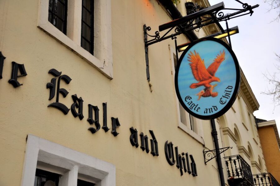 Oxford: CS Lewis and JRR Tolkien Walking Tour - Eagle & Child Pub: The Inklings Met Every Tuesday
