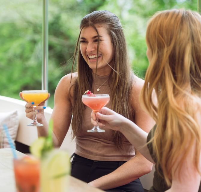 Oxford: Evening Sightseeing River Cruise with a Cocktail - Handcrafted seasonal cocktail: what’s included and how to choose