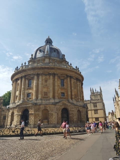 Oxford: Harry Potter Tour - Radcliffe Camera and Oxford Landmarks Between Set Pieces