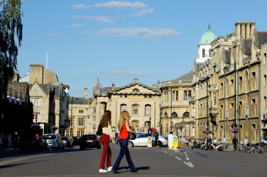 Oxford: Official University and City Walking Tour - The University heart and Hogwarts inspiration: seeing the classics from the best angle