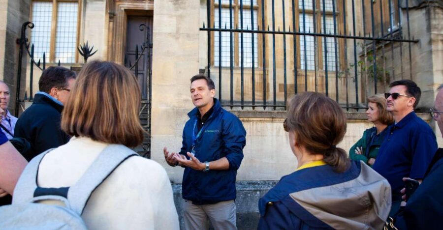 Oxford: Private Walking Tour with University Alumni Guide - Christ Church Meadow and Christ Church College: the timezone oddity