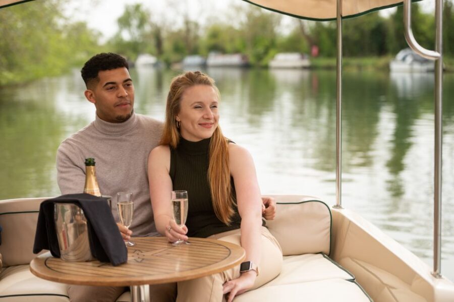 Oxford: River Cruise and 6-Course Tasting at The Folly - Key things to know before you go