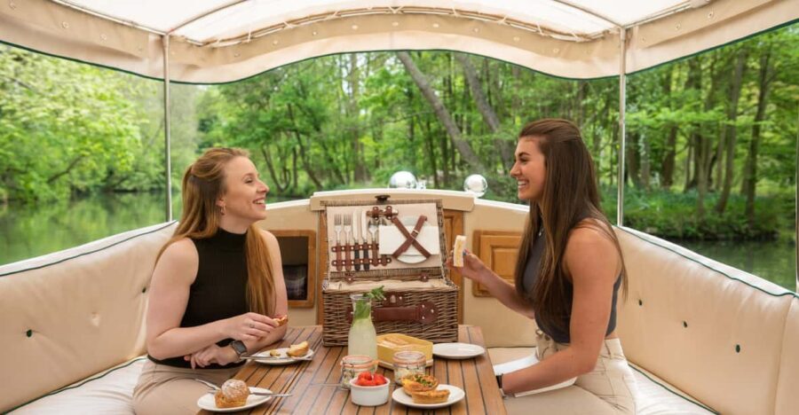 Oxford: Scenic Sightseeing Cruise with Gourmet Picnic - Key Things to Love on This Oxford River Cruise