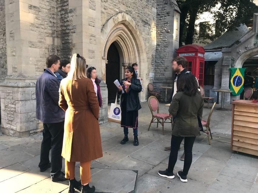 Oxford: The Original Uncomfortable Oxford™ Tour - Family-friendly history that still feels adult